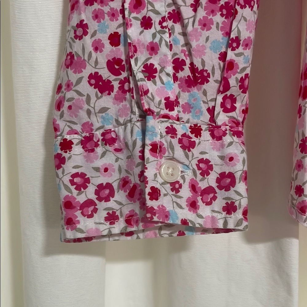 Old Navy Pink and White Floral Button Down Shirt - Picture 4 of 8
